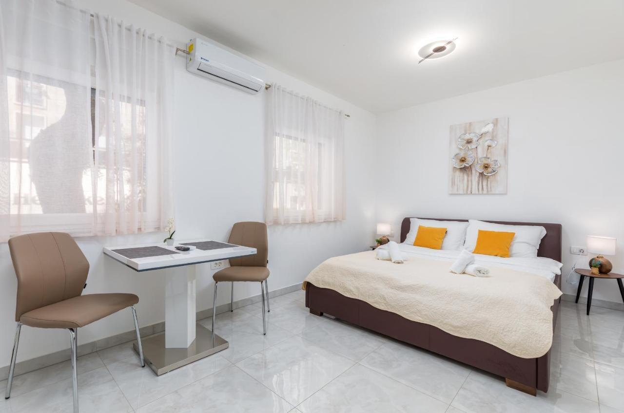 Marine Lux Apartments Pula Exteriér fotografie