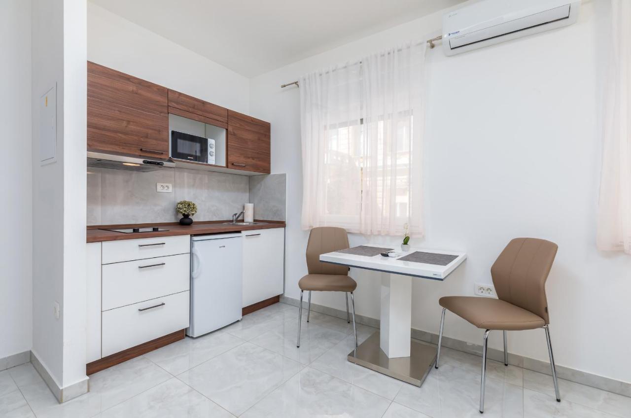 Marine Lux Apartments Pula Exteriér fotografie